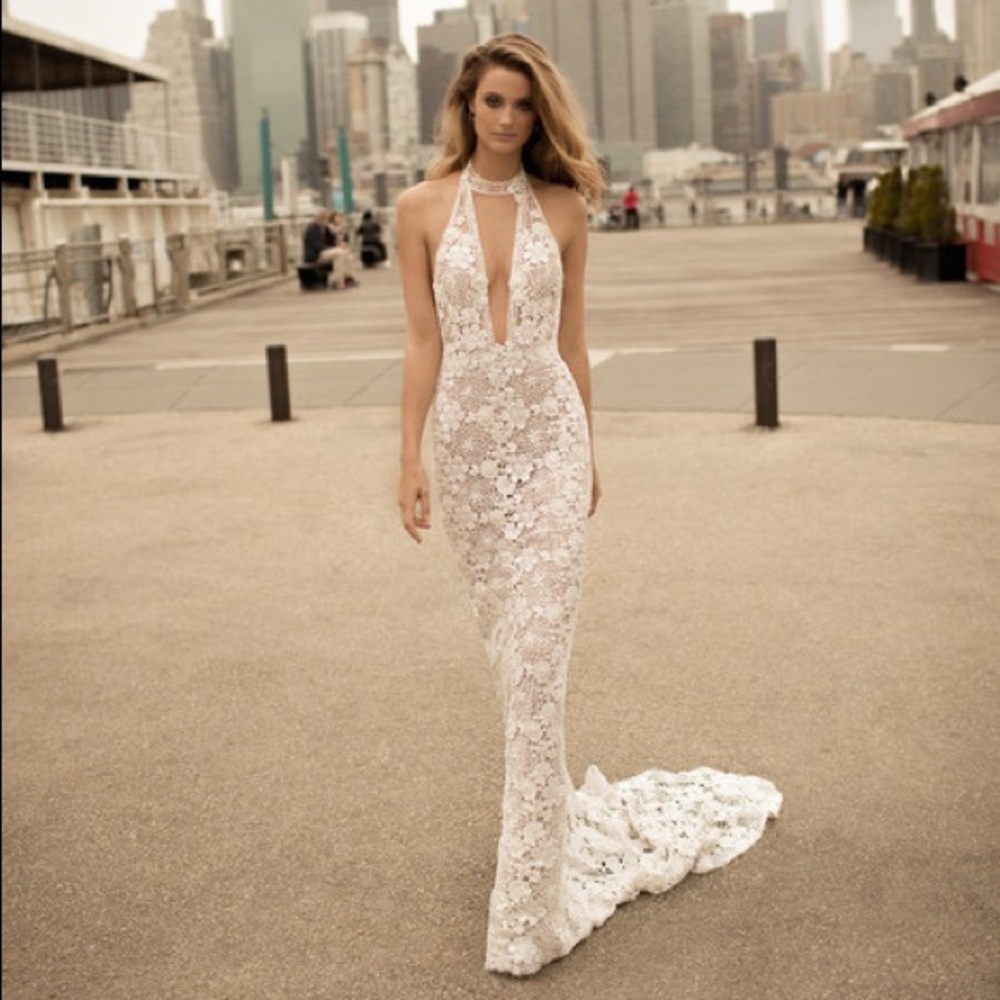 Berta 18-04 Wedding Gown Preowned Dry Cleaned